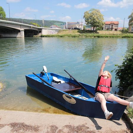Le Gite Embarque - Gere Par Presta-Zen'Services - Barque Electrique En Supplement Verdun-sur-Meuse Eksteriør bilde